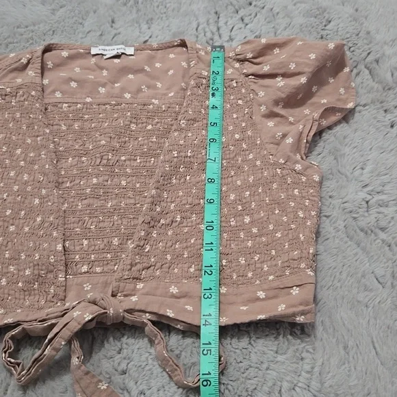 American Eagle Outfitters tan tie front floral blouse size L - Picture 7 of 8